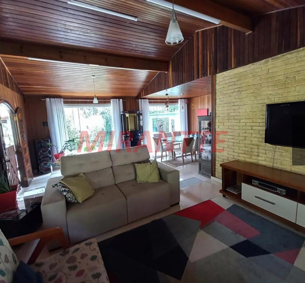 Cond. fechado de 277.37m² com 3 quartos em Serra da Cantareira