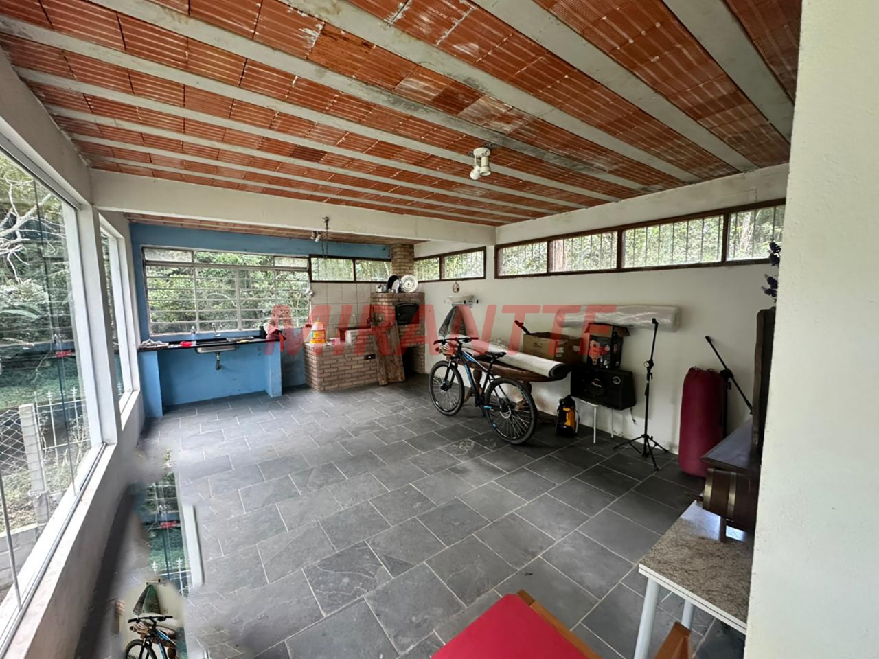 Cond. fechado de 277.37m² com 3 quartos em Serra da Cantareira
