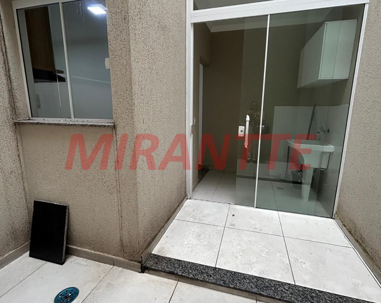 Apartamento de 45m² com 2 quartos em Água Fria