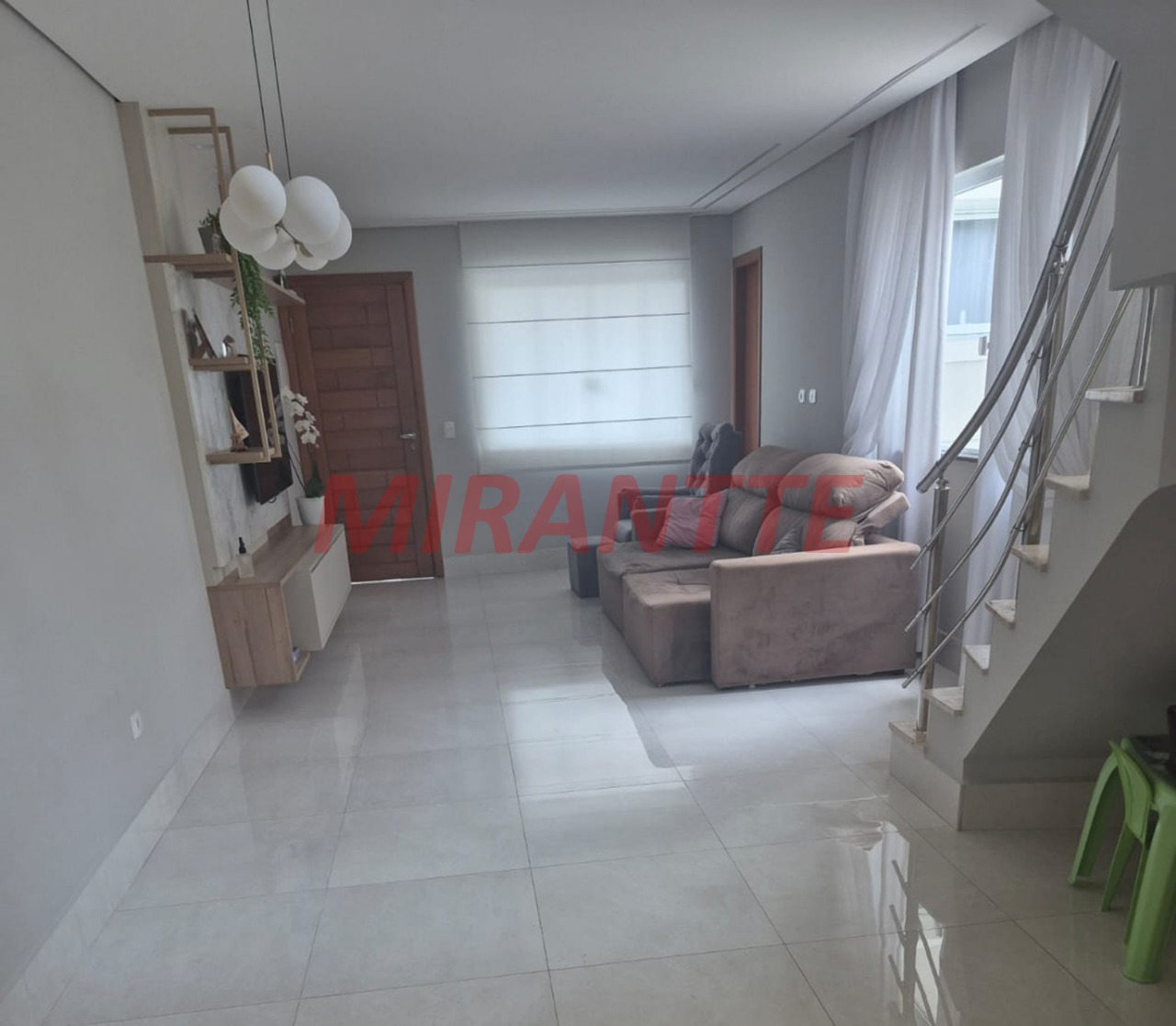 Sobrado de 90m² com 3 quartos em Vila Nivi