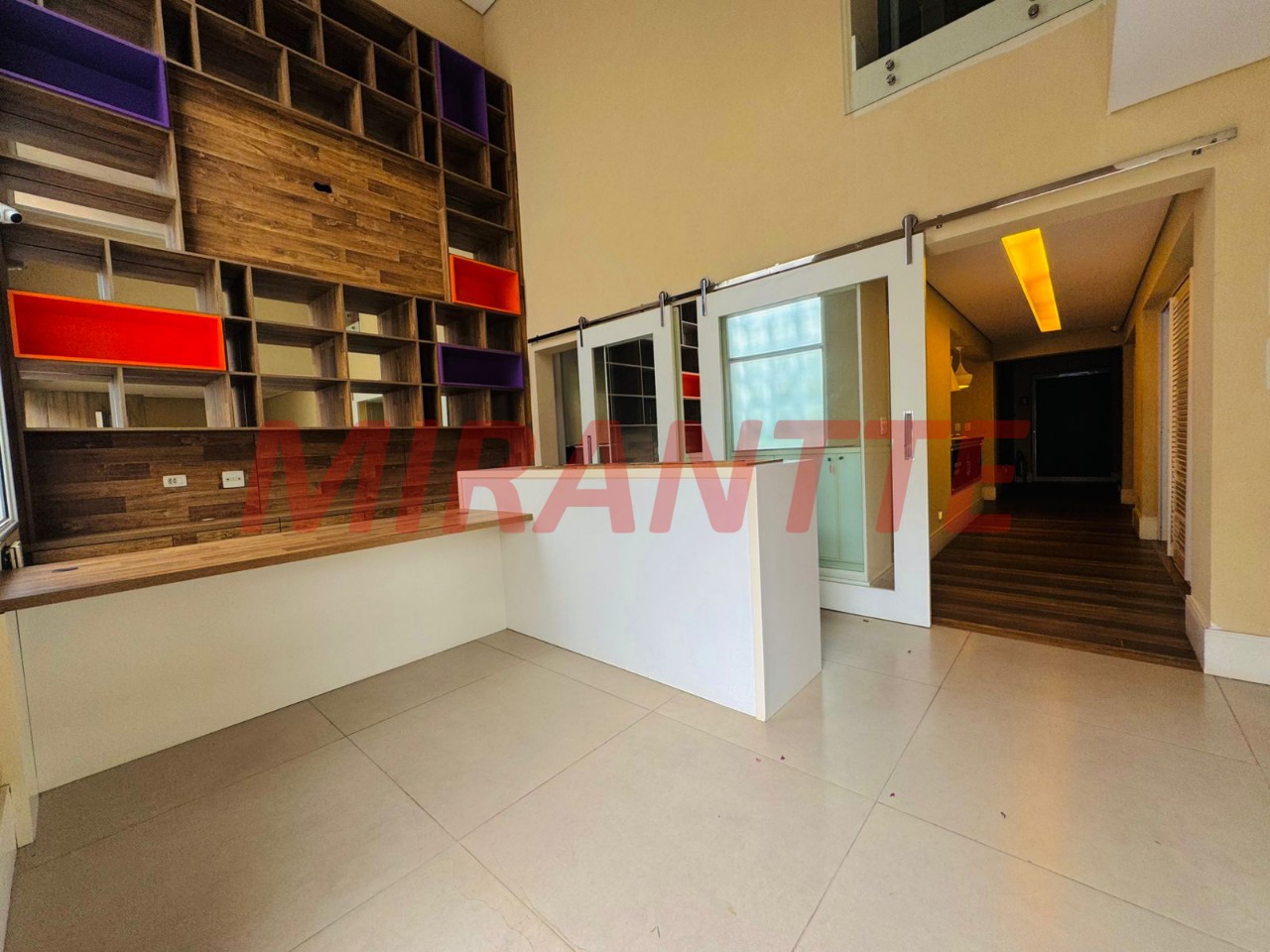 Comercial de 750m² em Santana
