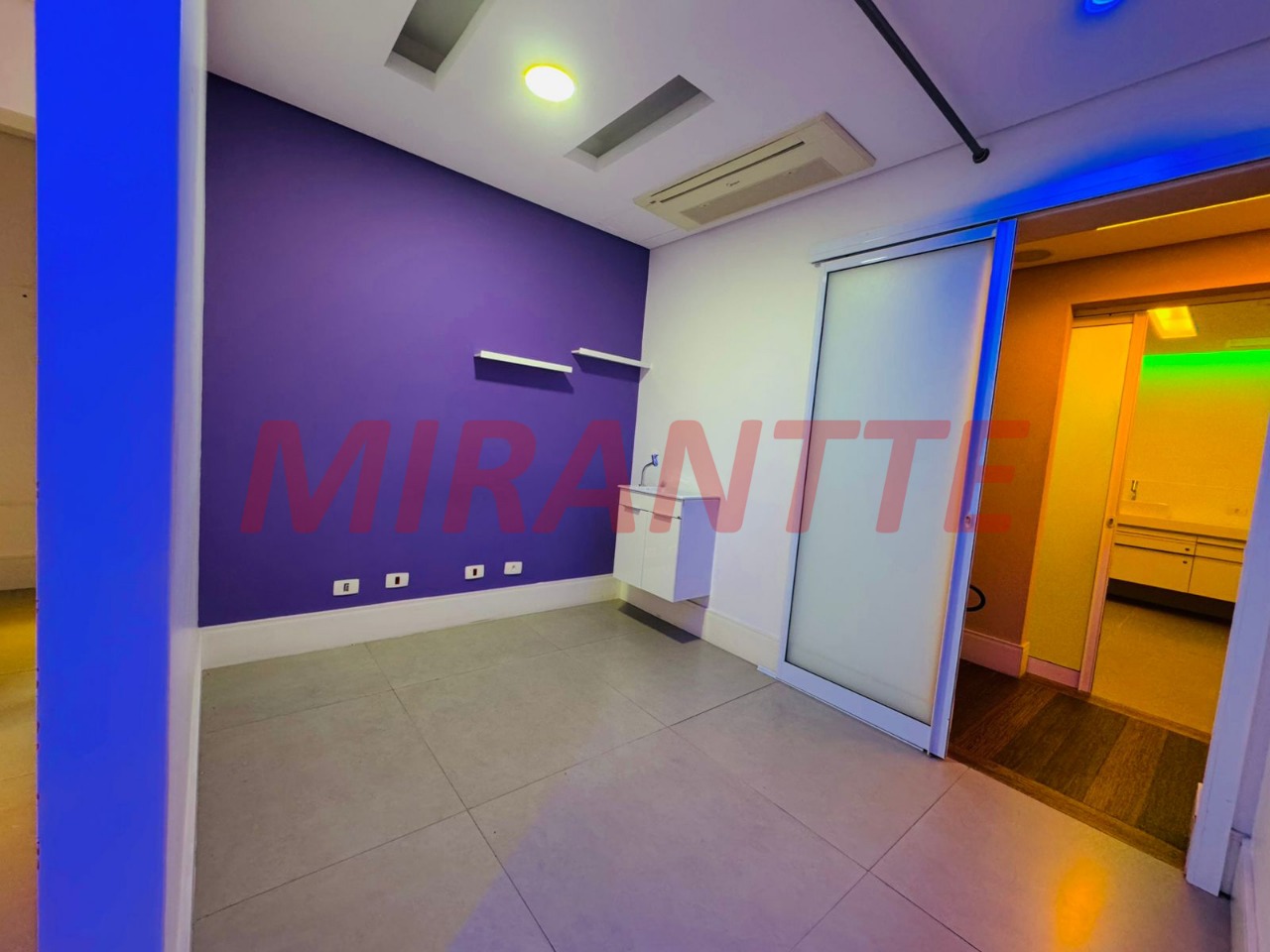 Comercial de 750m² em Santana