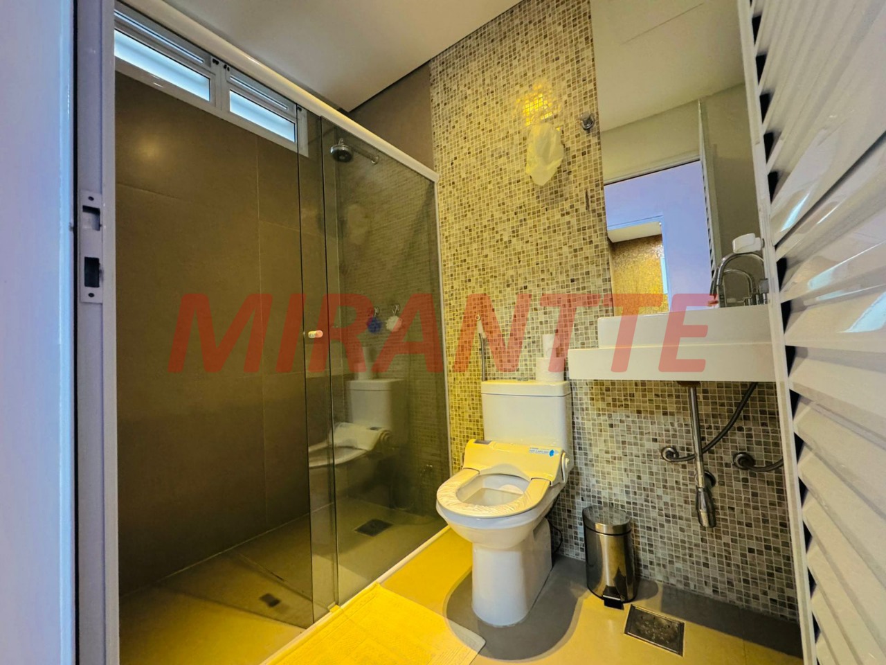Comercial de 750m² em Santana