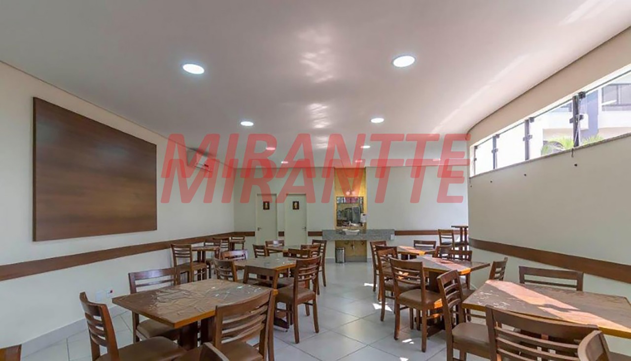 Apartamento de 62m² com 2 quartos em Vila Santa Maria