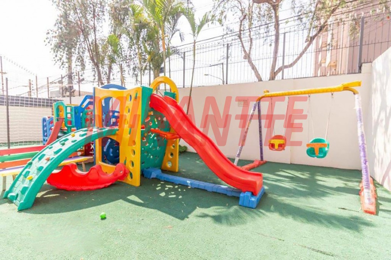Apartamento de 62m² com 2 quartos em Vila Santa Maria