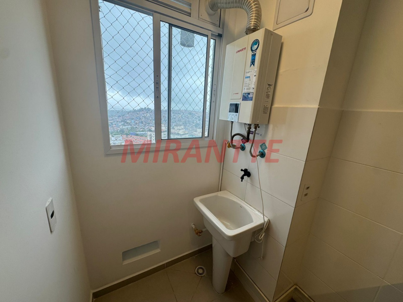 Apartamento de 42m² com 2 quartos em Loteamento City Jaraguá