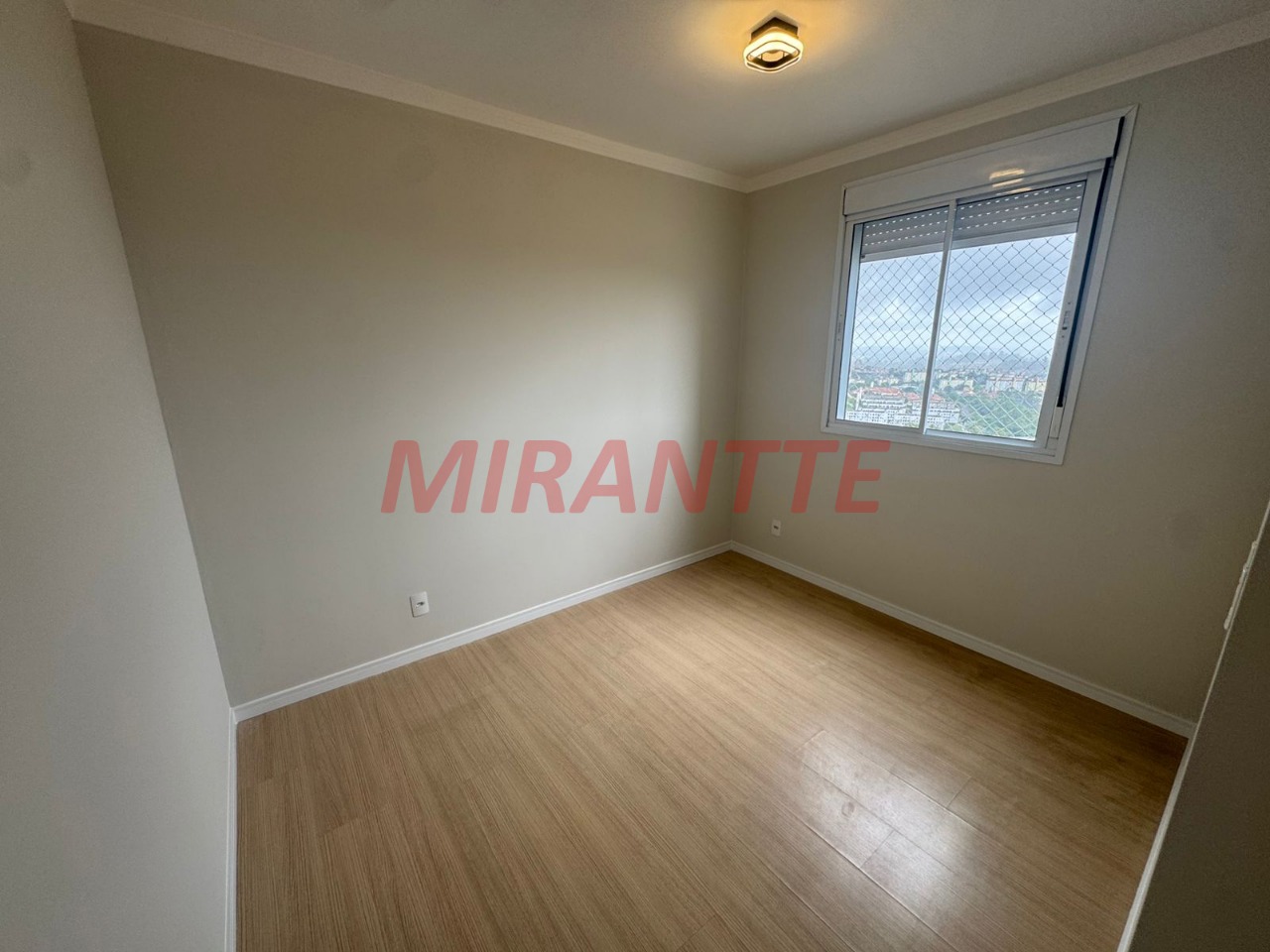 Apartamento de 42m² com 2 quartos em Loteamento City Jaraguá