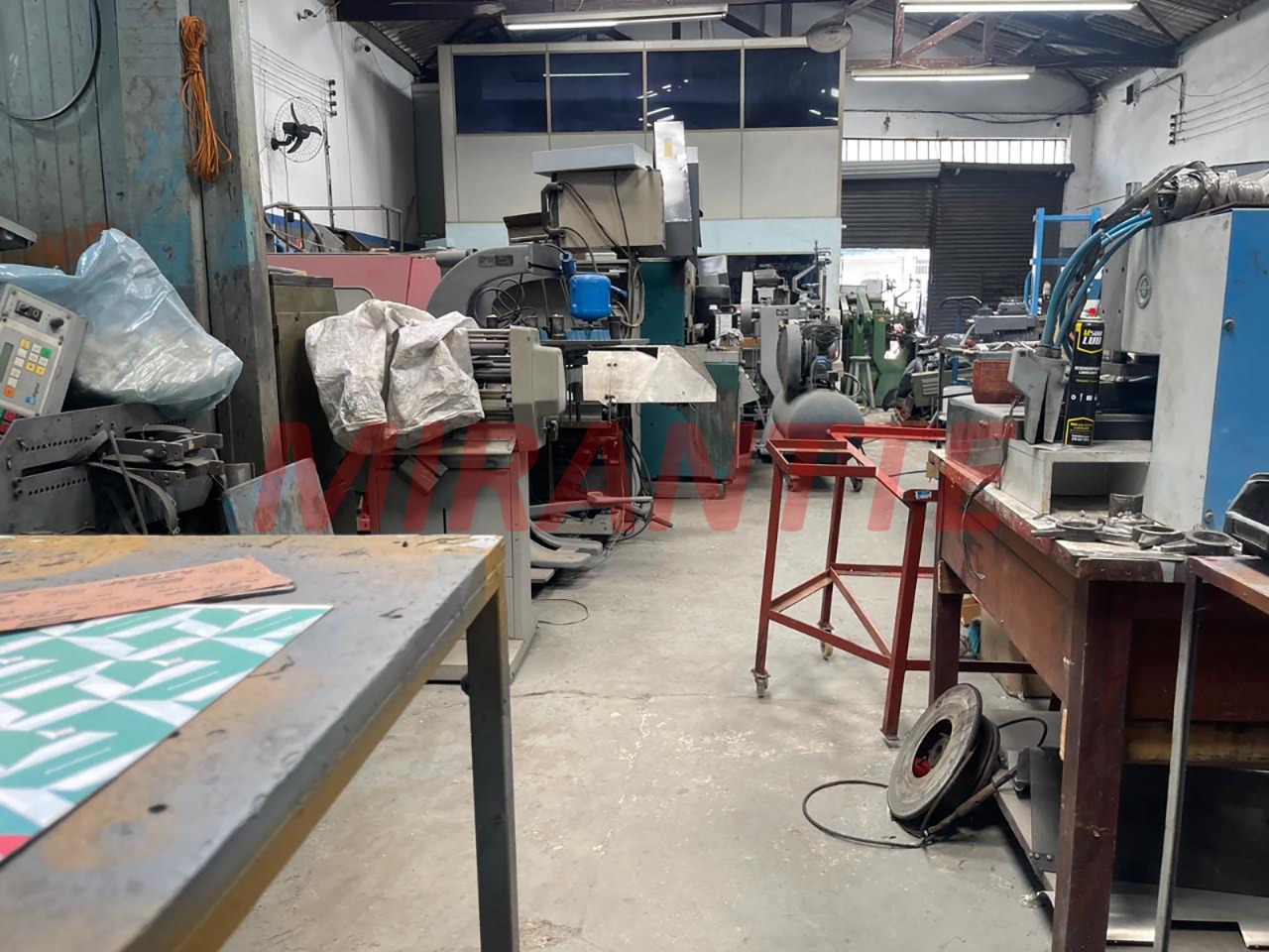 Galpao de 218m² em Brás