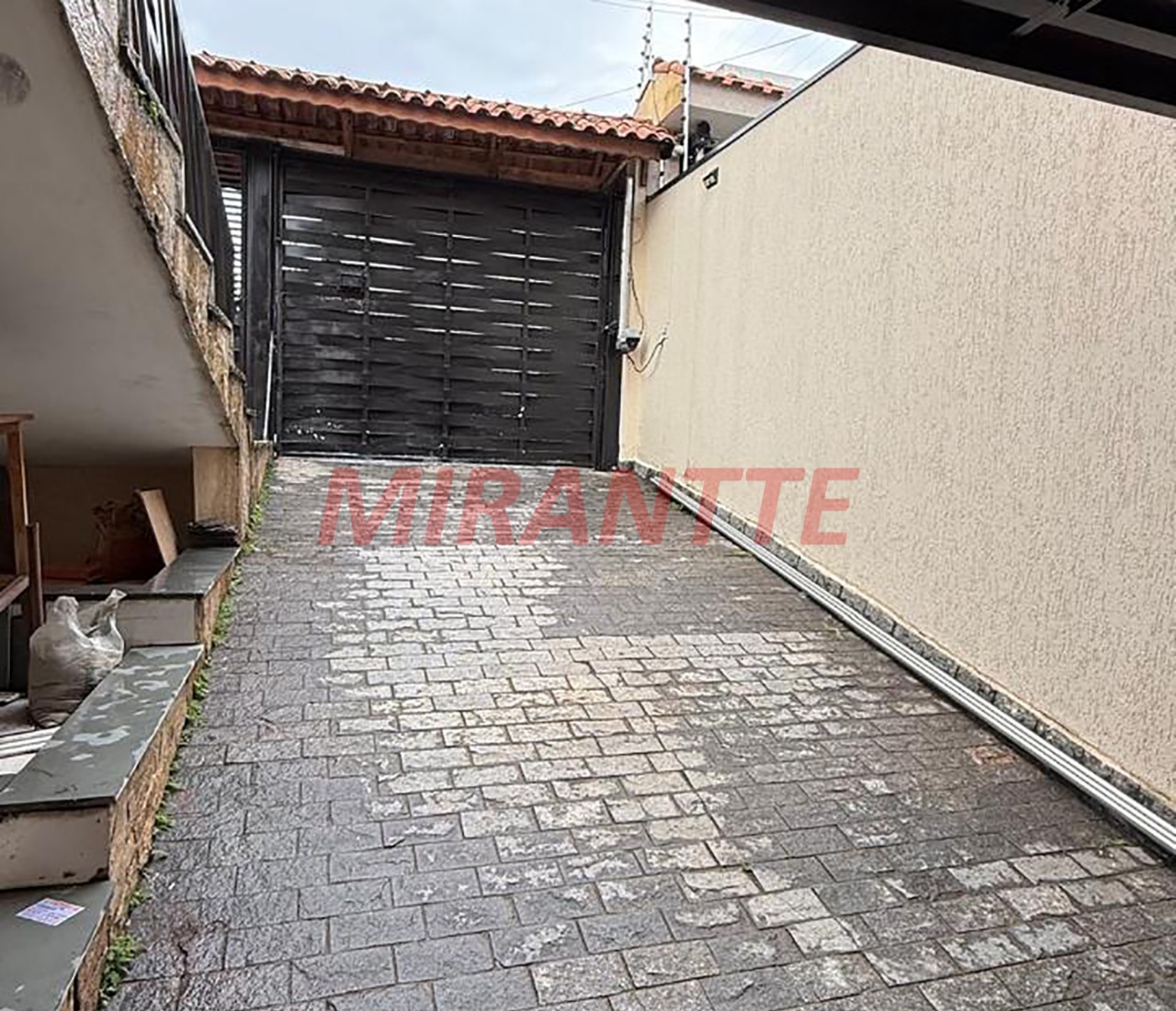 Sobrado de 285m² com 3 quartos em Vila Constança