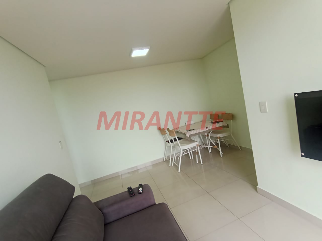 Apartamento de 49m² com 2 quartos em Vila Maria Alta