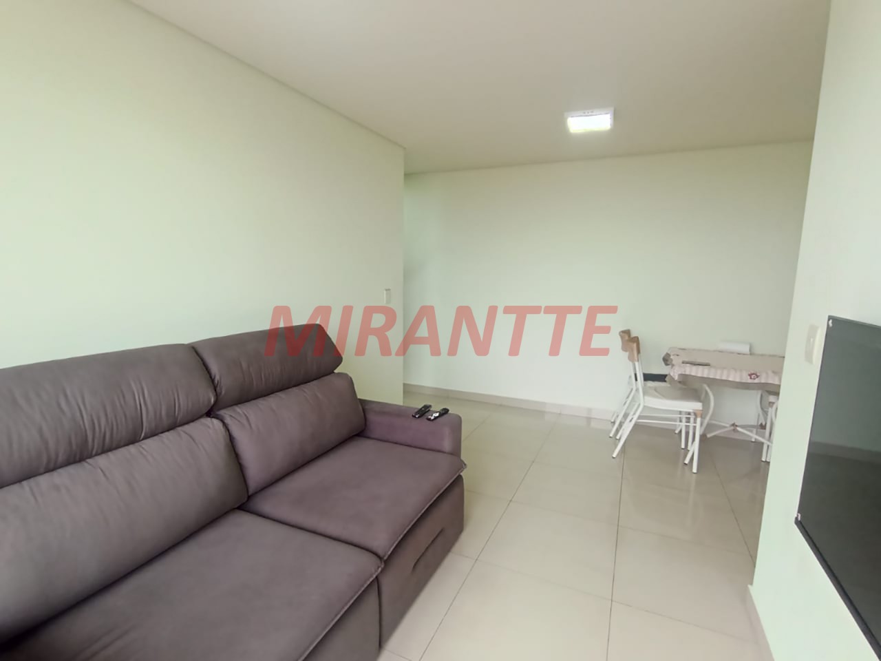 Apartamento de 49m² com 2 quartos em Vila Maria Alta