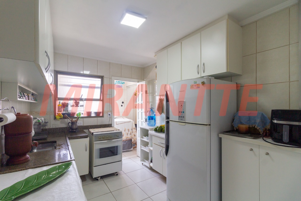 Apartamento de 77m² com 3 quartos em Santana