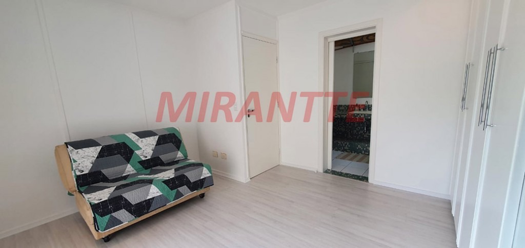 Cond. fechado de 570m² com 4 quartos em Jardim Ibiratiba