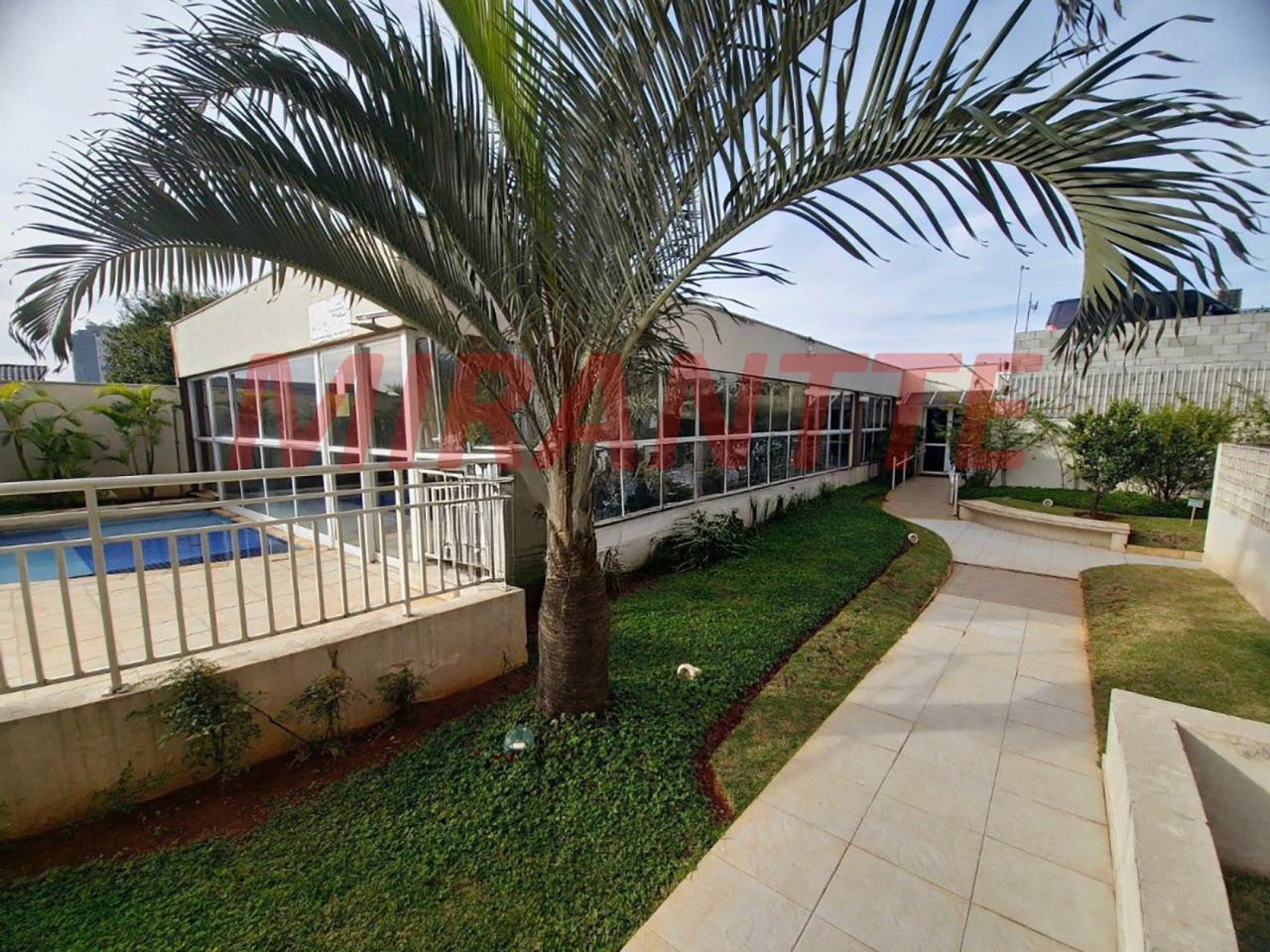 Apartamento de 71m² com 3 quartos em Vila Mazzei