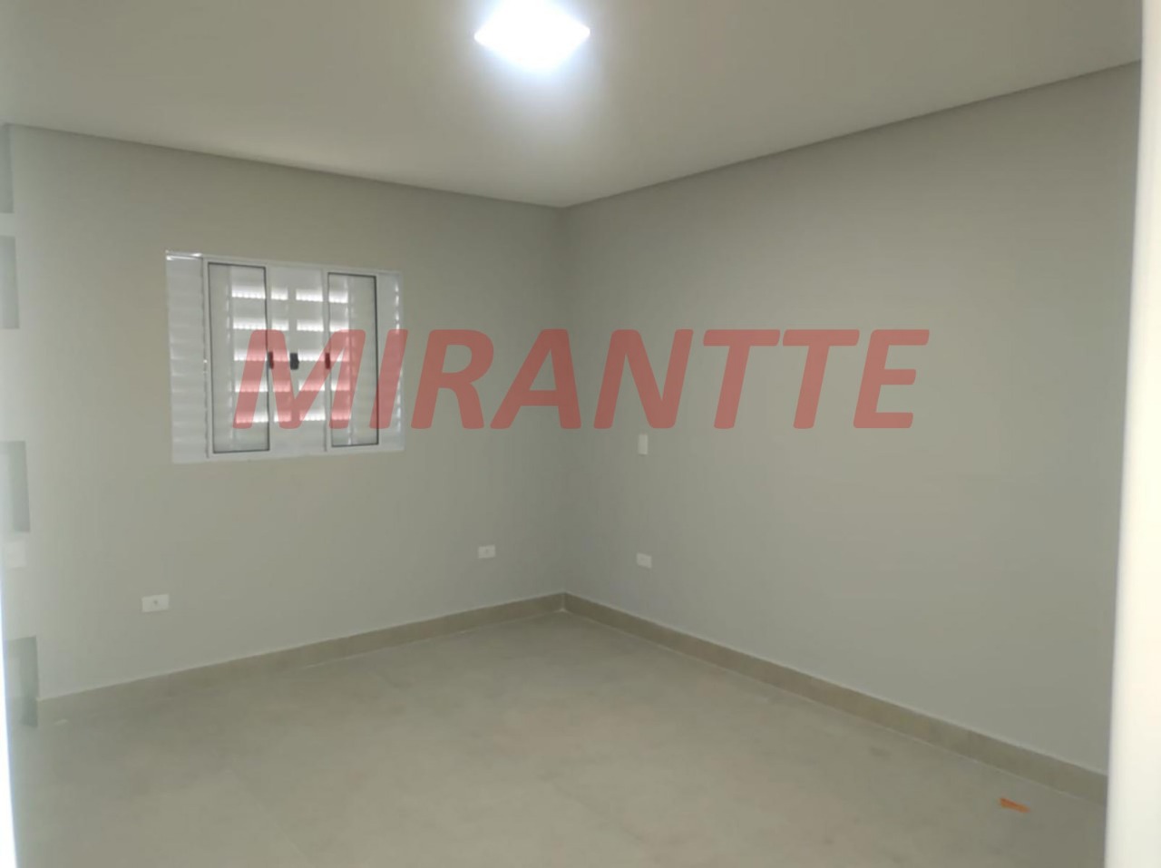 Cond. fechado de 40m² com 1 quartos em Parque Itaberaba
