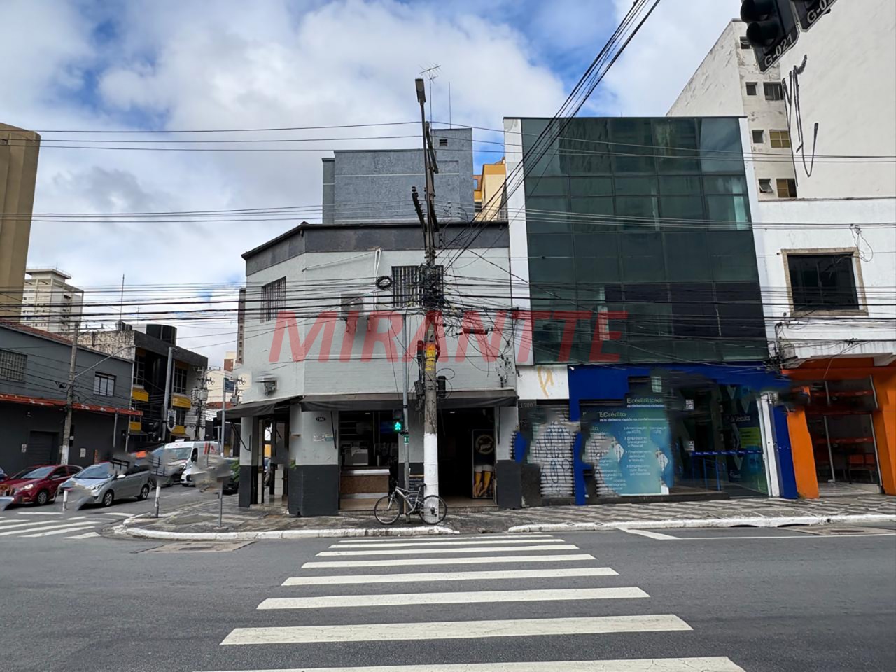 Comercial de 285m² em Santana
