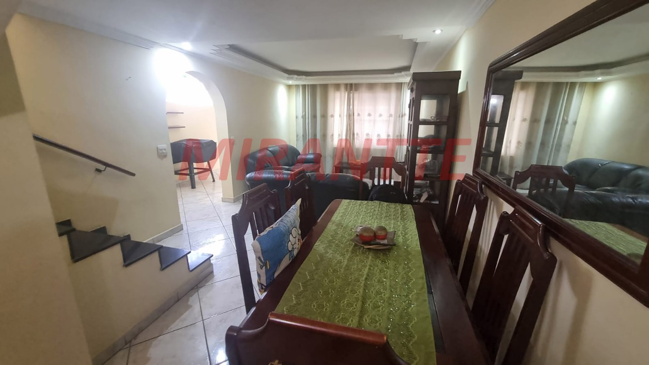 Sobrado de 115m² com 3 quartos em Bairro do Limão