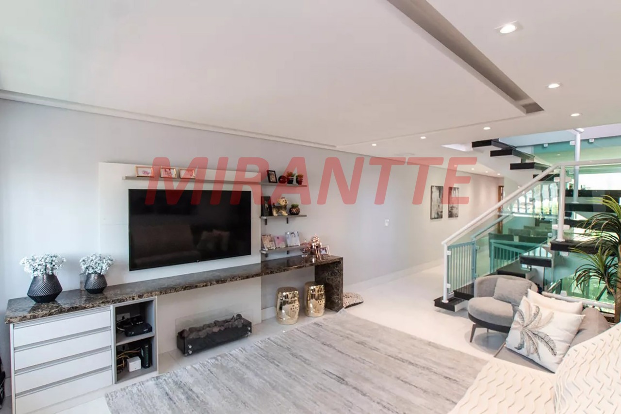 Sobrado de 183m² com 3 quartos em Vila Maria