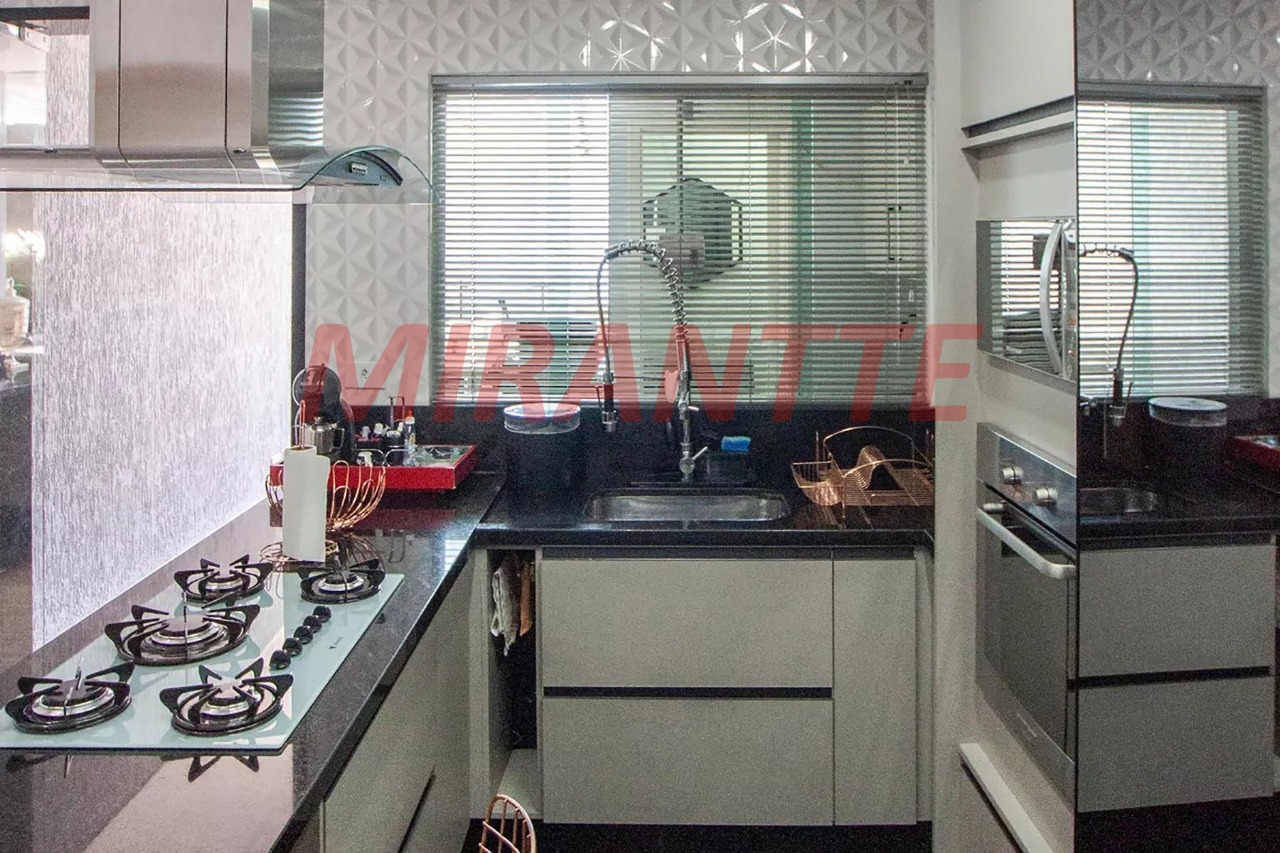 Sobrado de 183m² com 3 quartos em Vila Maria