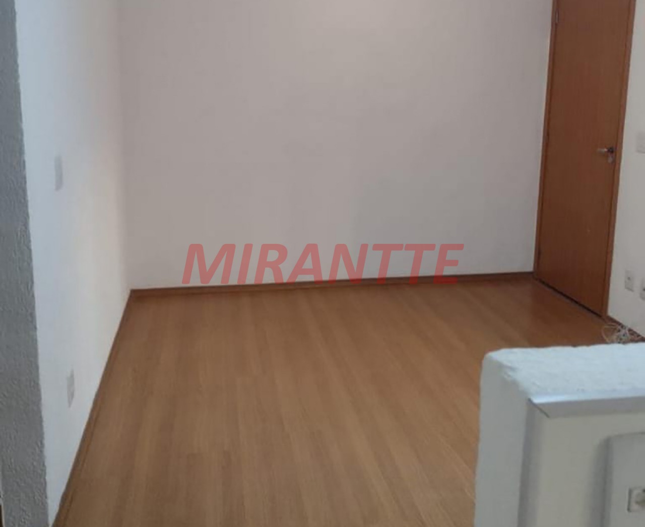 Apartamento de 43m² com 2 quartos em Água Chata