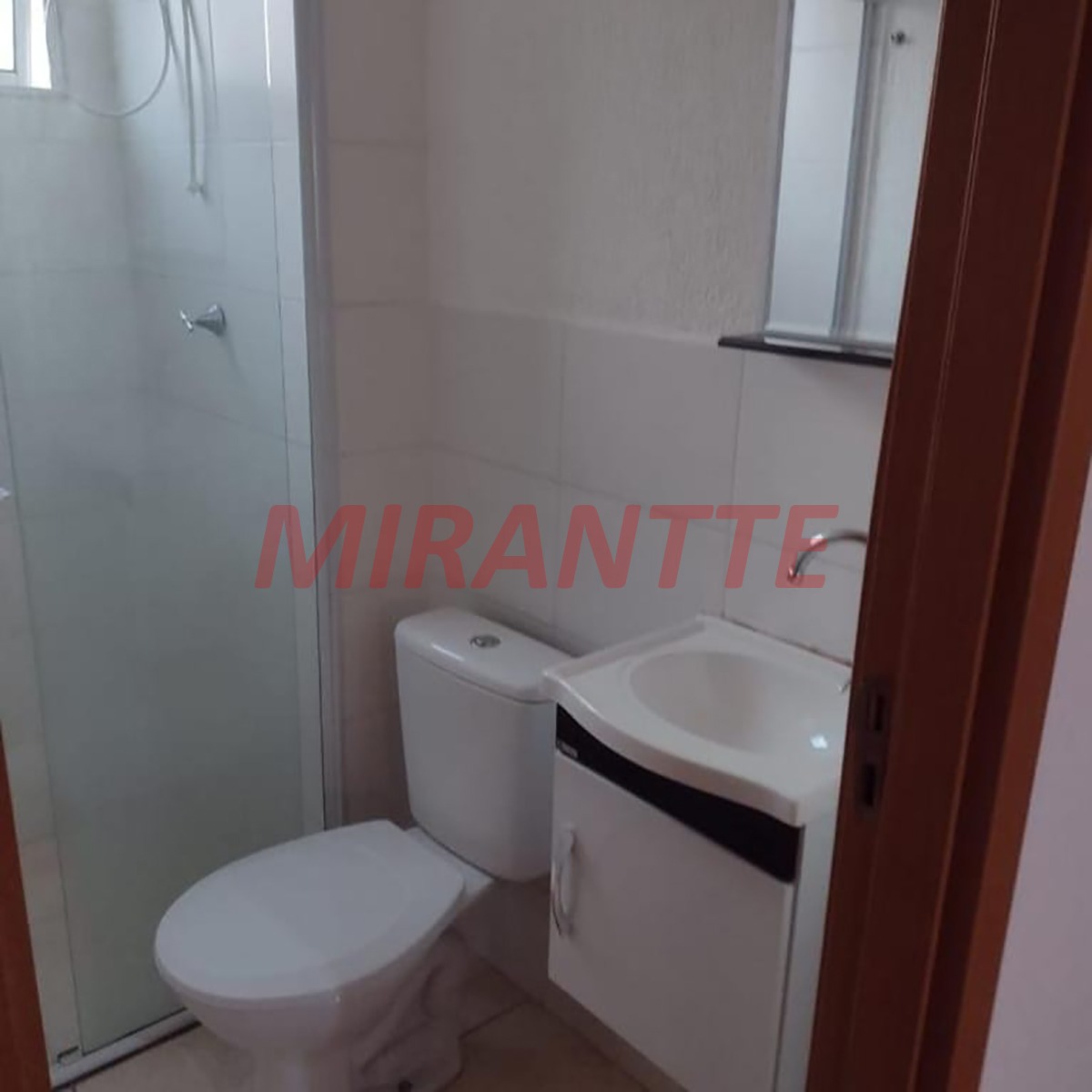 Apartamento de 43m² com 2 quartos em Água Chata