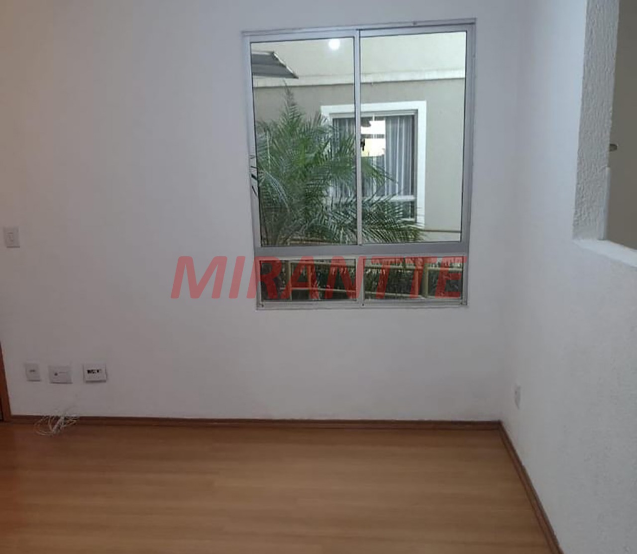 Apartamento de 43m² com 2 quartos em Água Chata