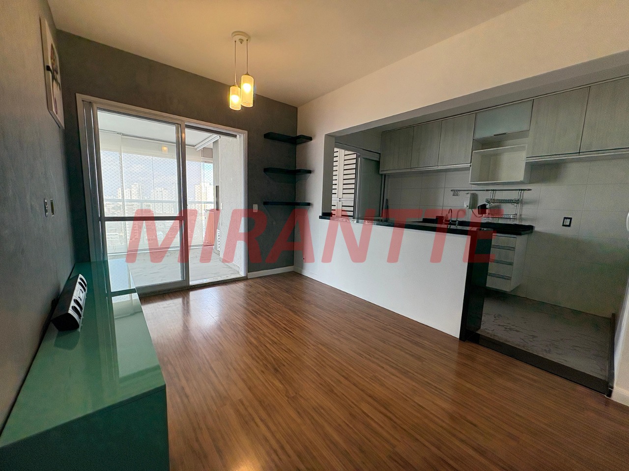 Apartamento de 71m² com 2 quartos em Santa Teresinha
