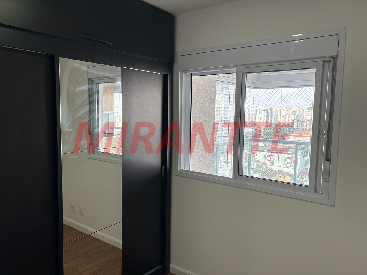 Apartamento de 71m² com 2 quartos em Santa Teresinha