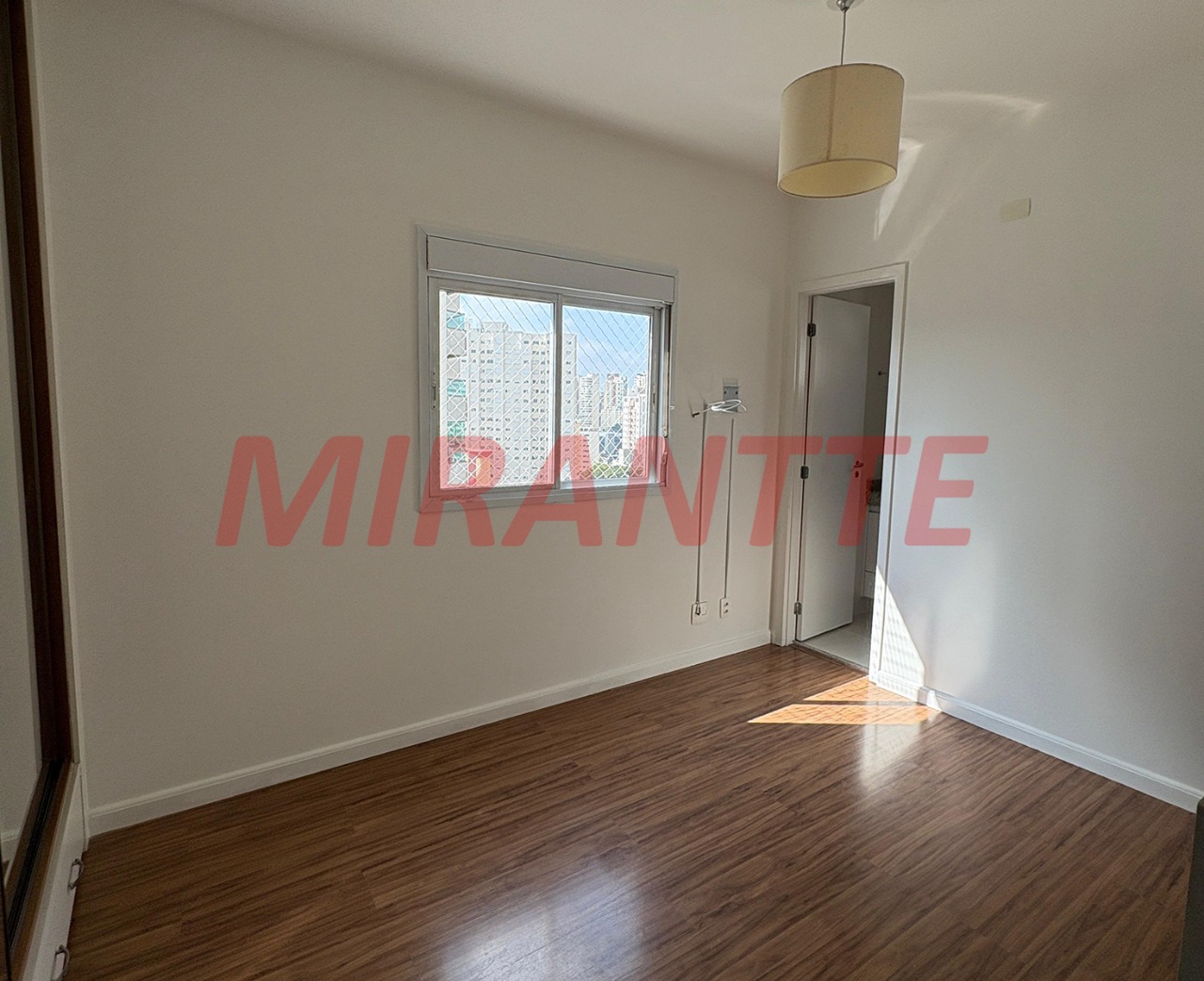 Apartamento de 71m² com 2 quartos em Santa Teresinha