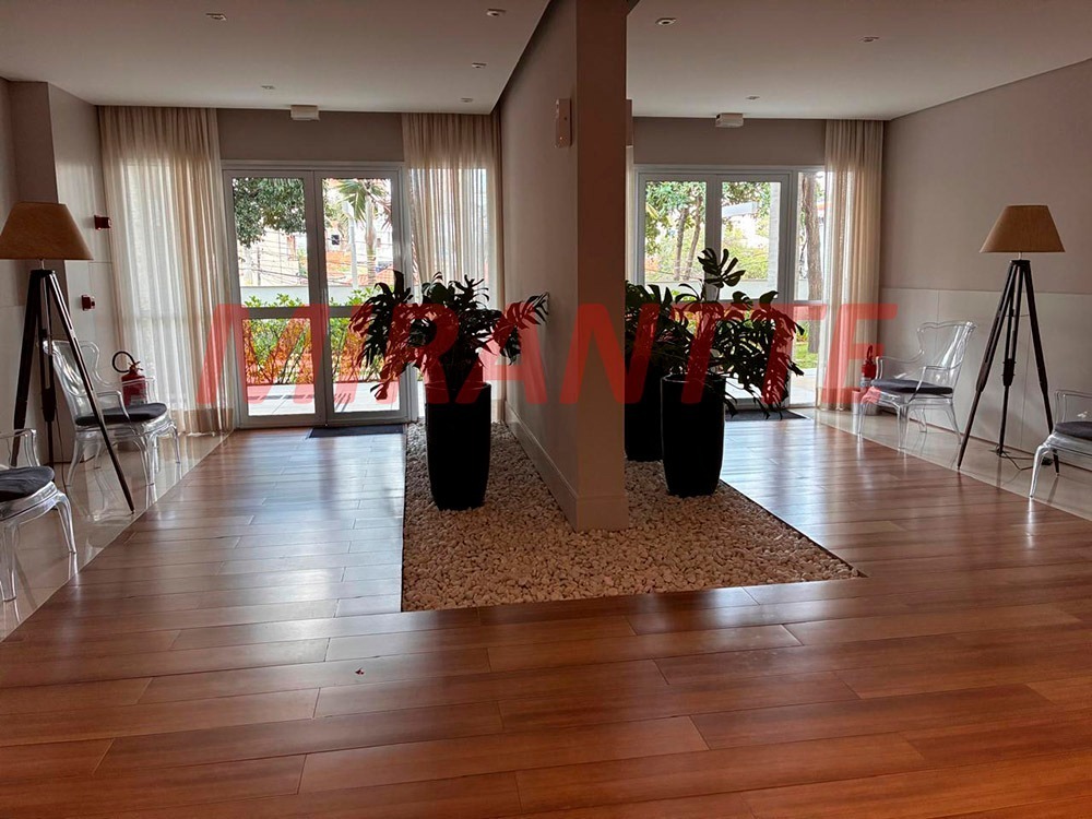 Apartamento de 71m² com 2 quartos em Santa Teresinha