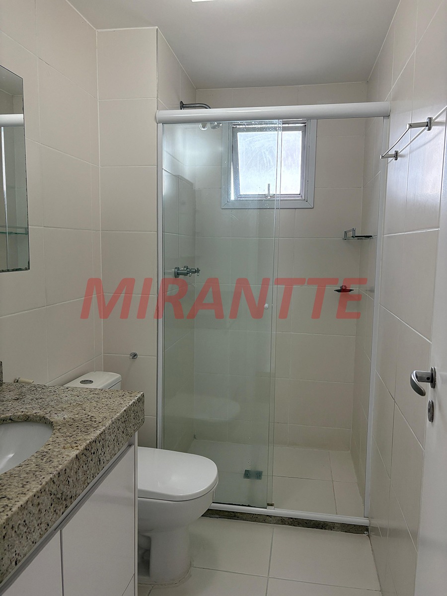 Apartamento de 71m² com 2 quartos em Santa Teresinha