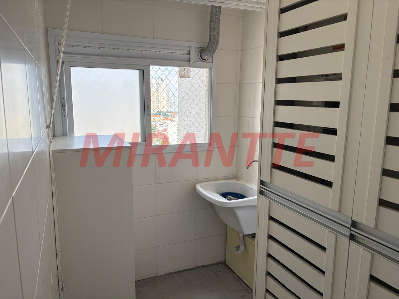 Apartamento de 71m² com 2 quartos em Santa Teresinha