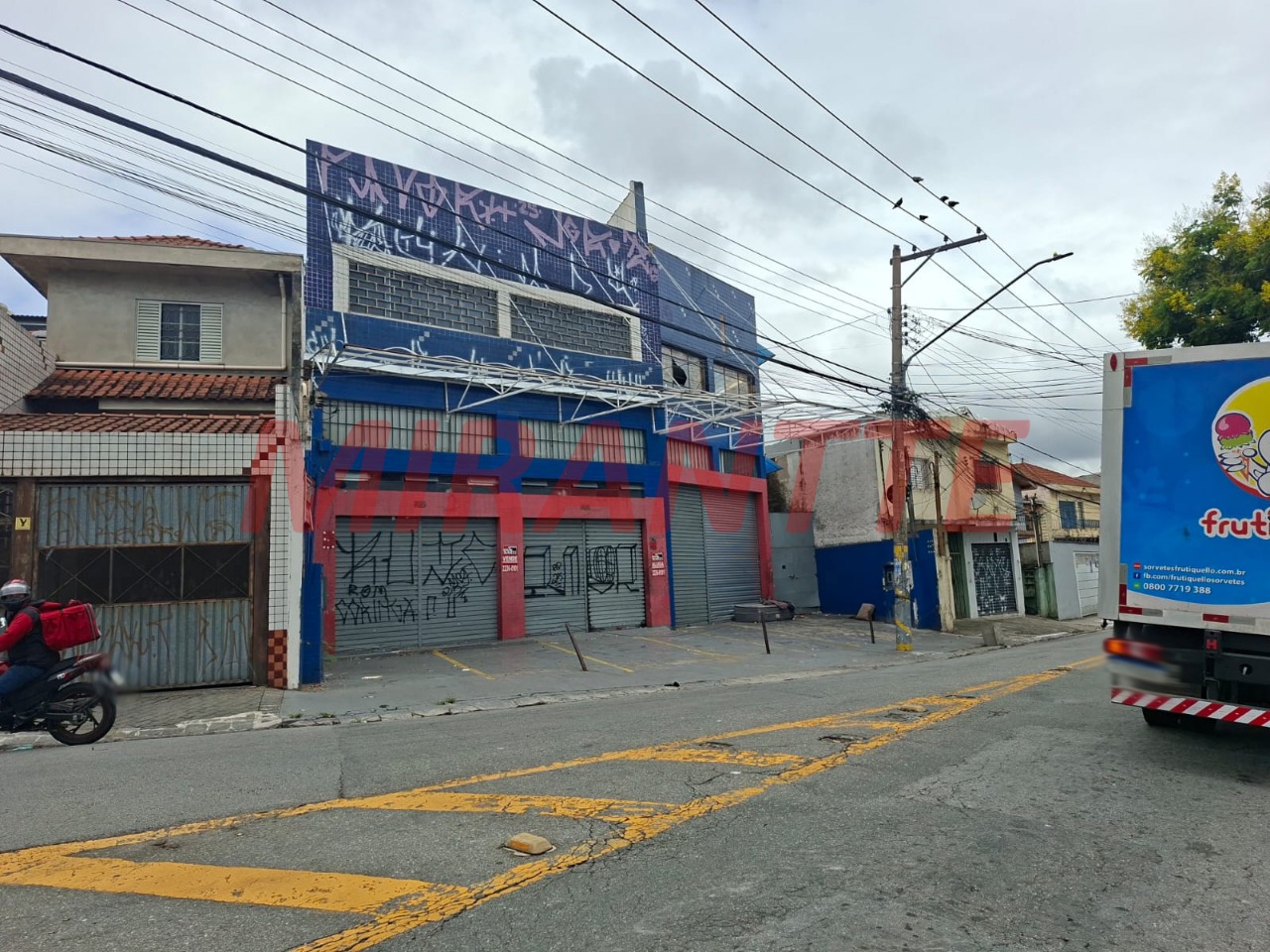 Galpao de 815m² em Vila Bandeirantes