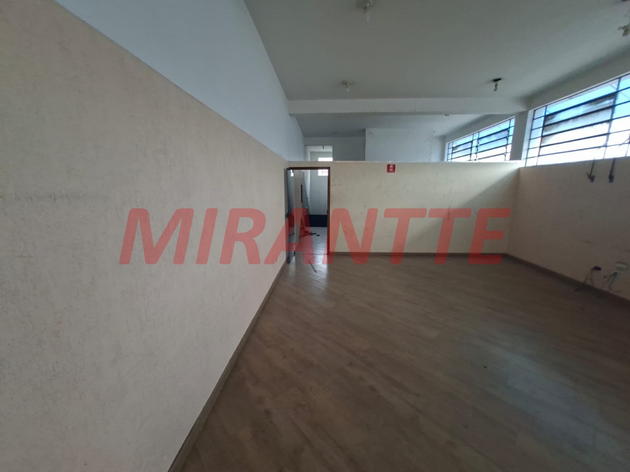 Galpao de 815m² em Vila Bandeirantes