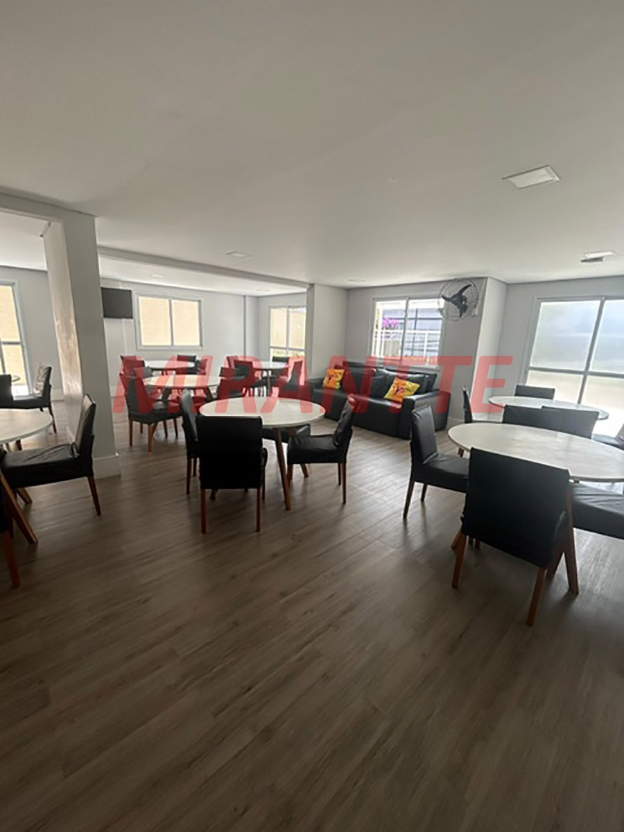 Apartamento de 58m² com 2 quartos em Vila Dom Pedro II