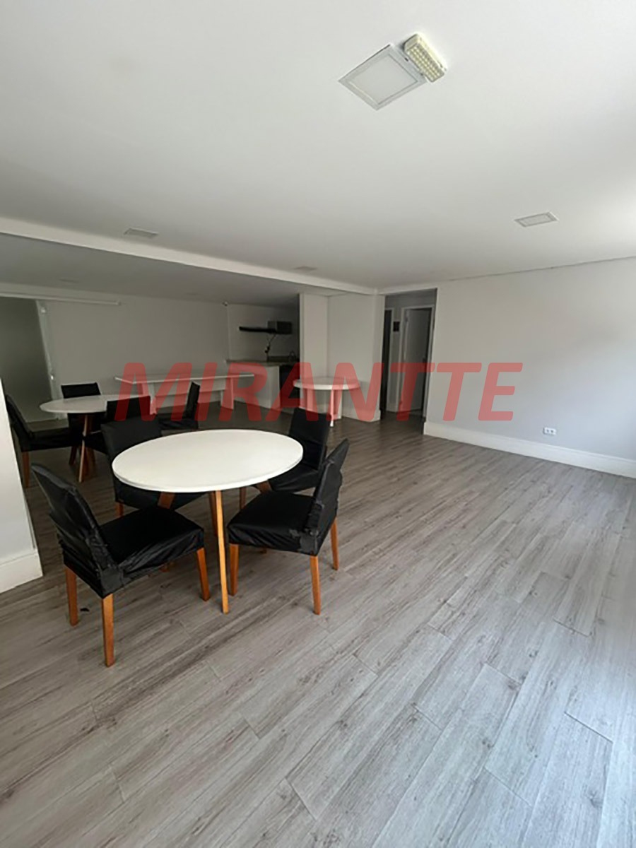 Apartamento de 58m² com 2 quartos em Vila Dom Pedro II