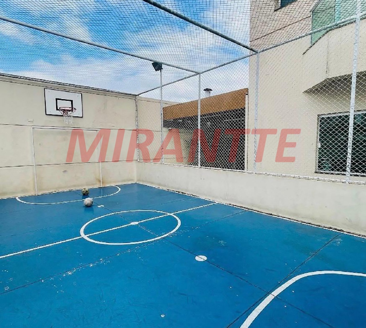 Apartamento de 76.5m² com 3 quartos em Vila Galvão