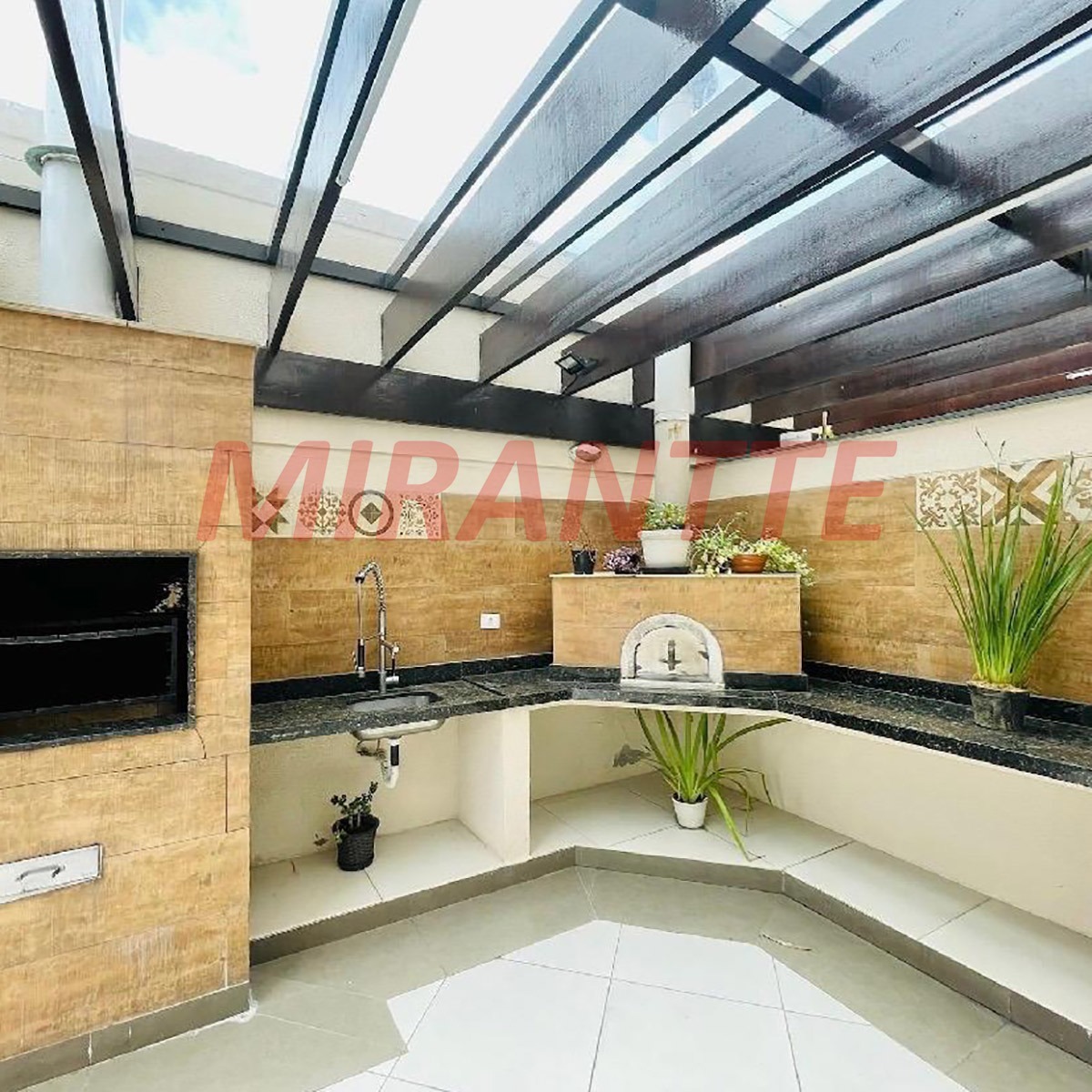 Apartamento de 76.5m² com 3 quartos em Vila Galvão