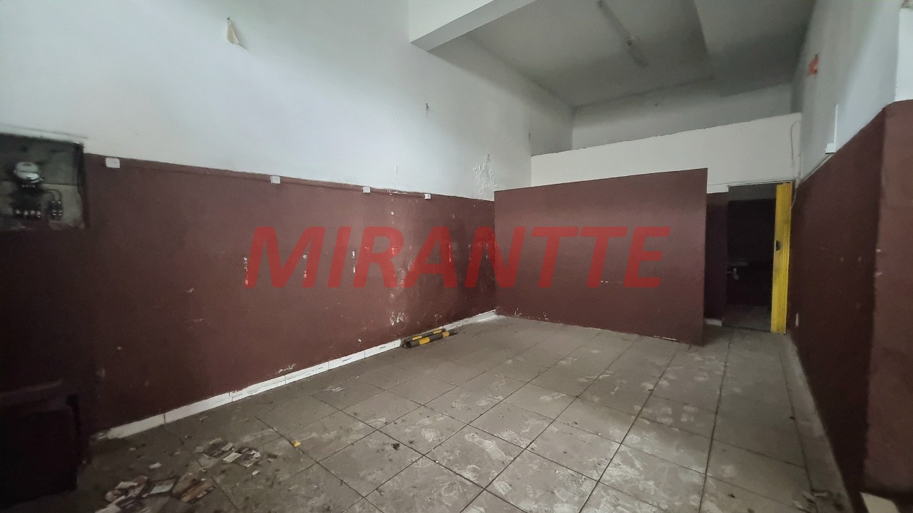 Comercial de 300m² em Casa Verde