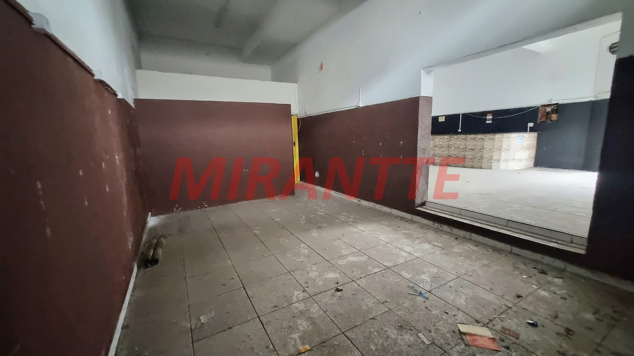 Comercial de 300m² em Casa Verde