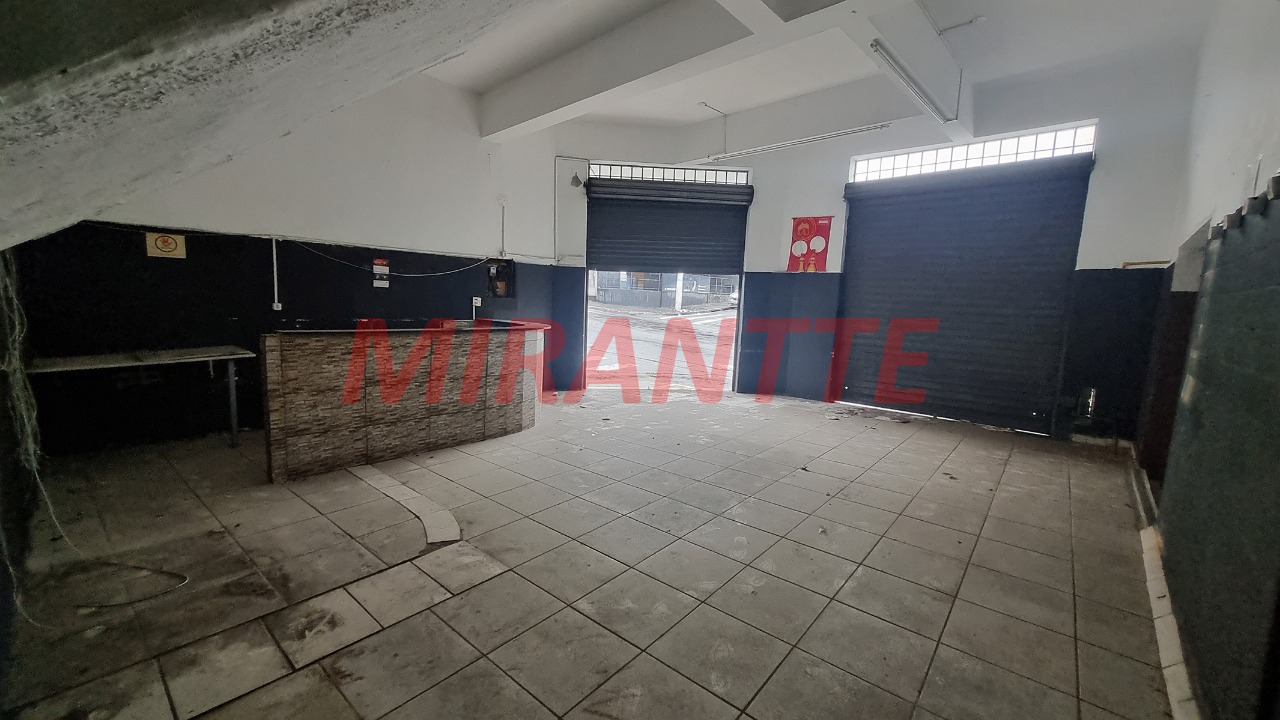 Comercial de 300m² em Casa Verde