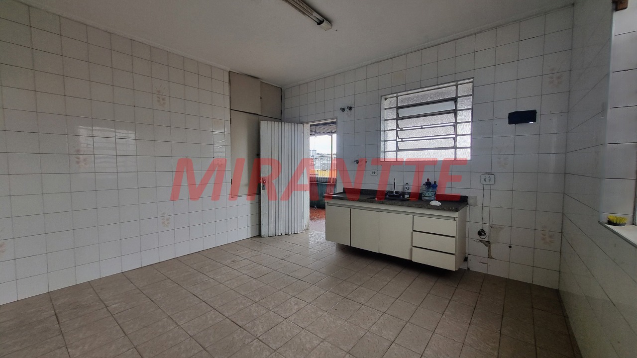 Comercial de 300m² em Casa Verde