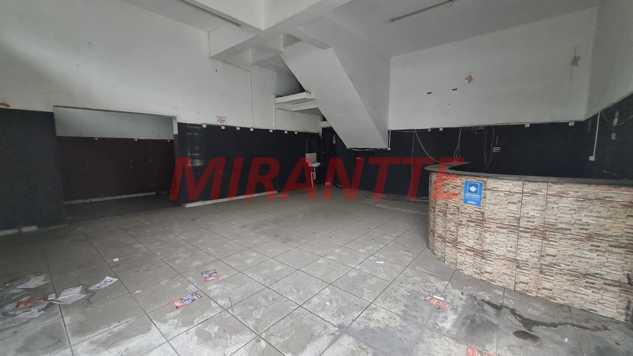 Comercial de 300m² em Casa Verde
