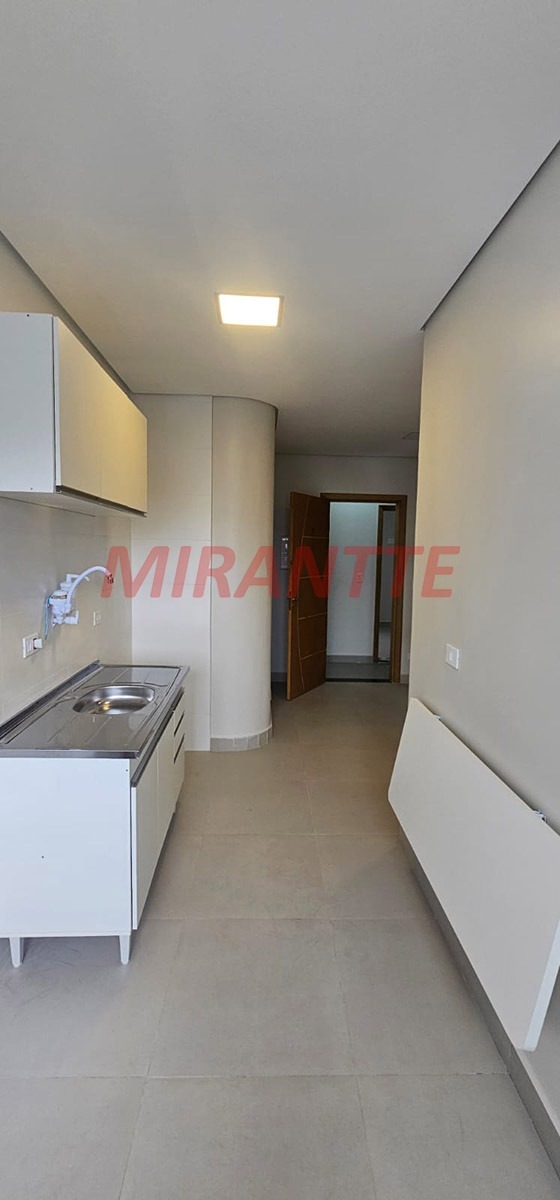 Apartamento de 35m² com 1 quartos em Água Fria