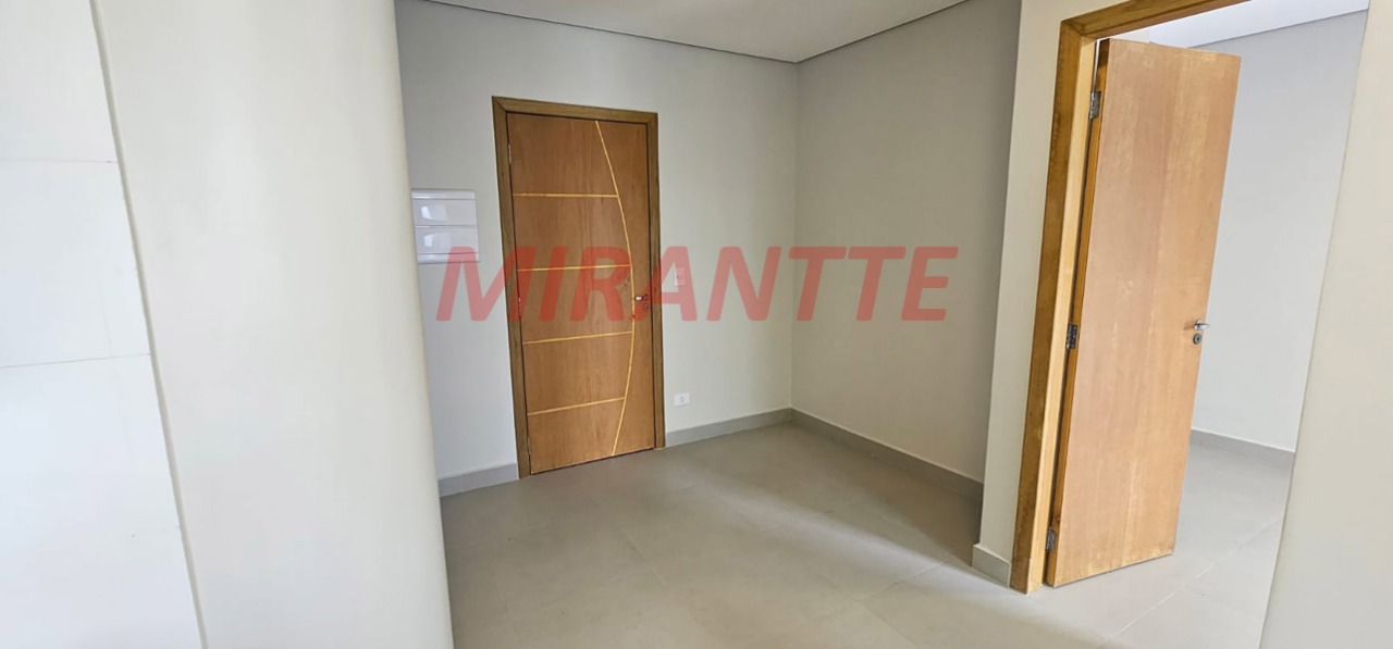 Apartamento de 35m² com 1 quartos em Água Fria