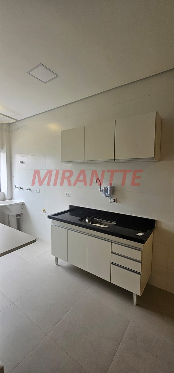 Apartamento de 35m² com 1 quartos em Água Fria