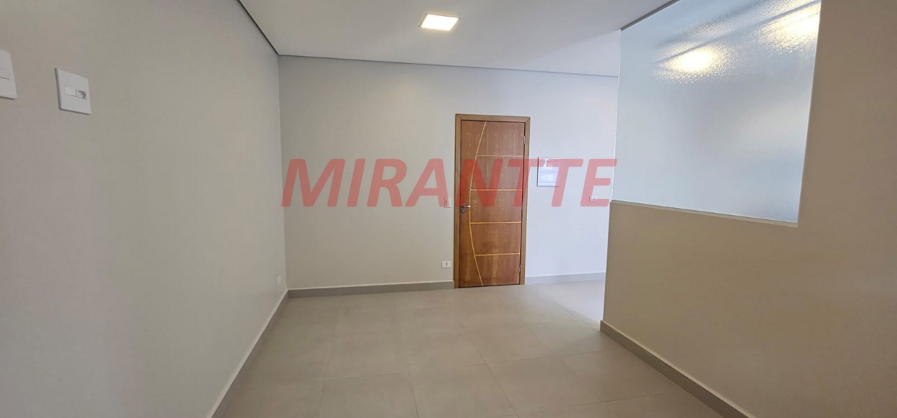 Apartamento de 54m² com 1 quartos em Água Fria
