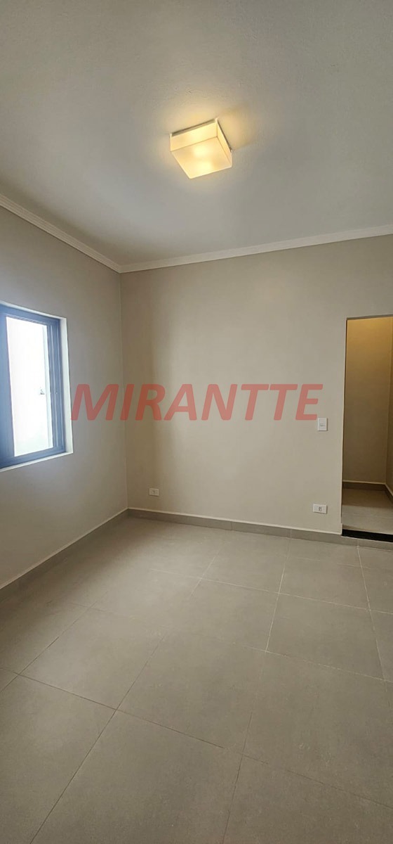 Apartamento de 54m² com 1 quartos em Água Fria