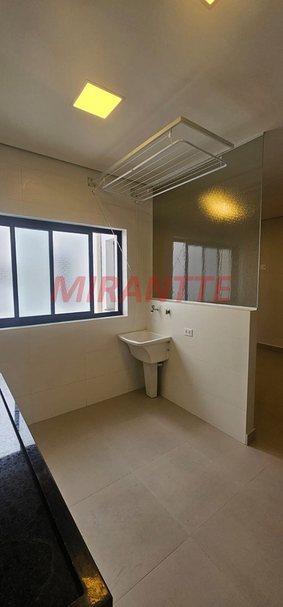 Apartamento de 54m² com 1 quartos em Água Fria