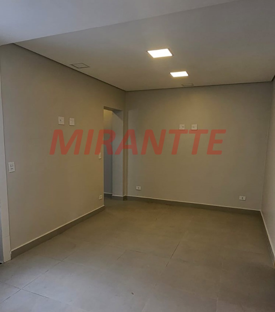 Apartamento de 35m² com 1 quartos em Água Fria